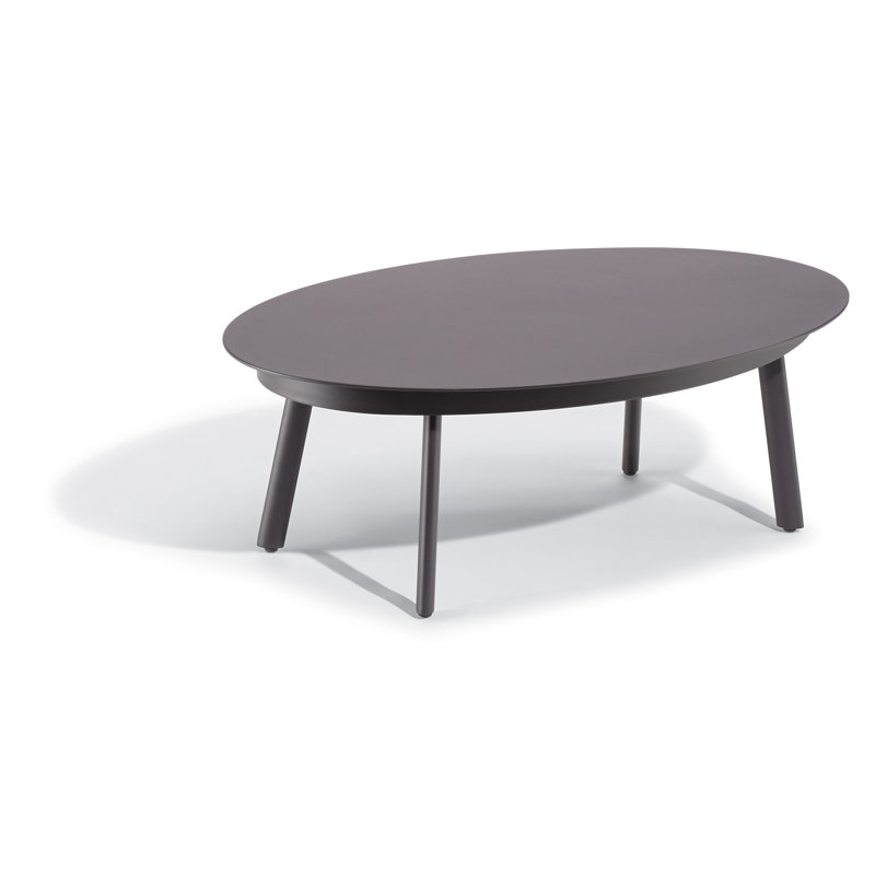 Eiland Outdoor Oval Coffee Table