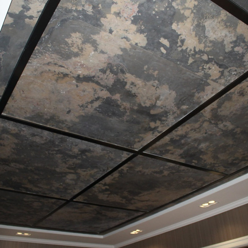 Nebulous 4' x 8' Slate Patterned Tile