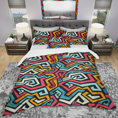 Bright Graffiti Pattern with Grunge Effect - Geometric Duvet Cover Set - Microfiber Polyester