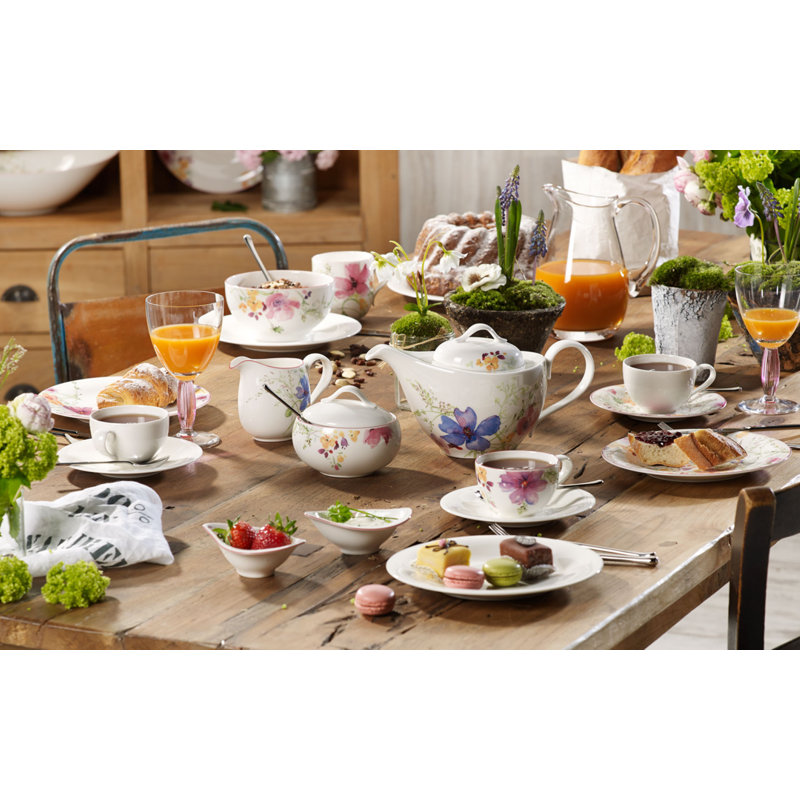 Mariefleur 1.06-qt. Teapot