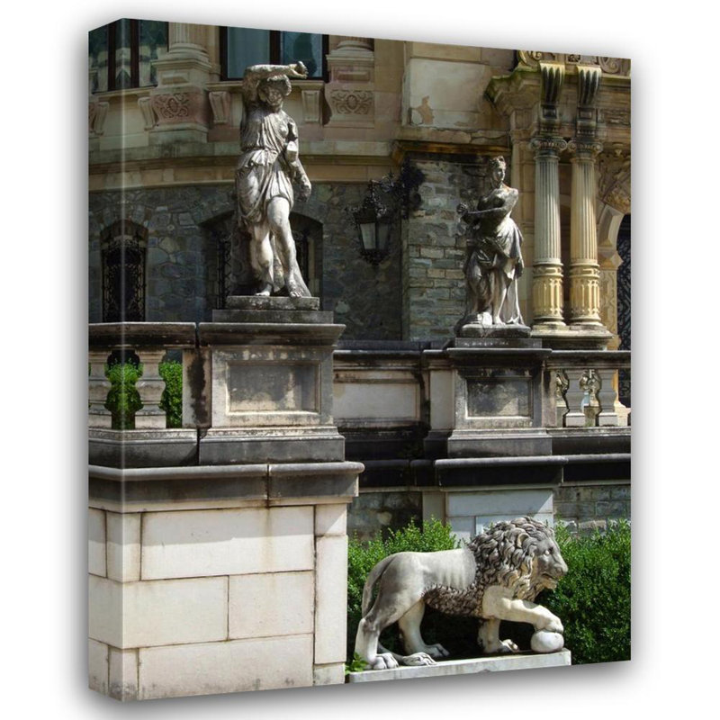 Jardins du château de Peles, H 18 po x l 13 po