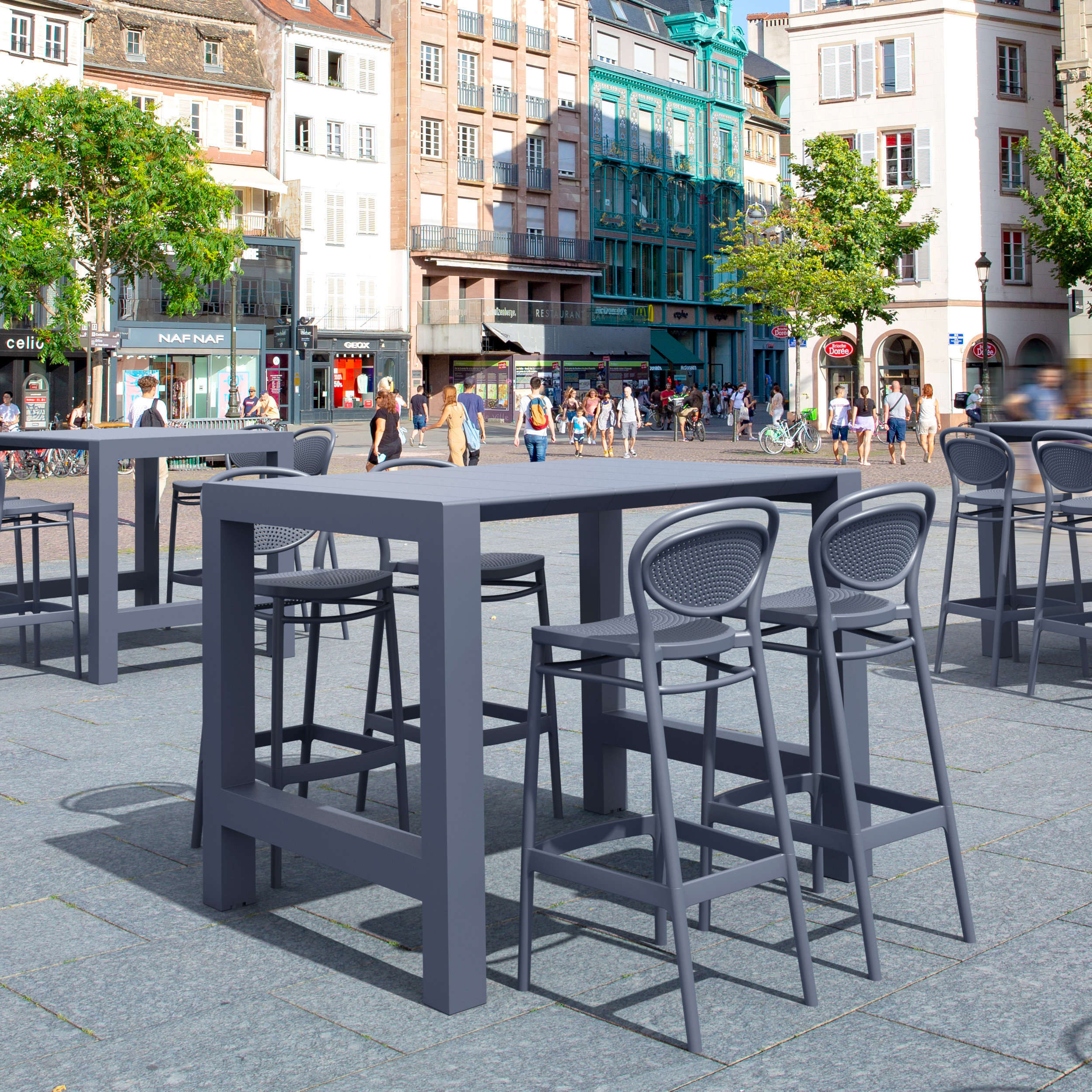 Farrah 4 - Person Rectangular Extendable Outdoor Dining Set