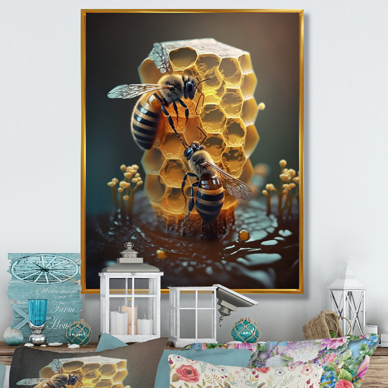 Honey Bees - reproduction sur toile, H 32 po x l 24 po x P 1 po, Toile avec cadre flottant or