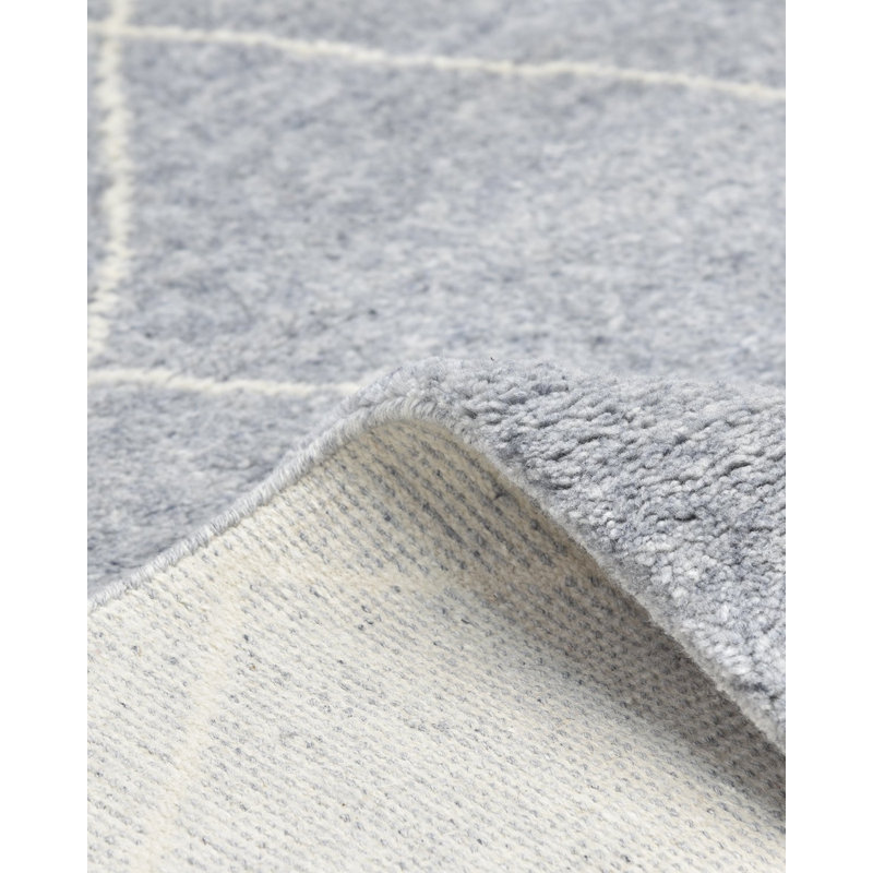 Wallis Moroccan Area Rug in Gray, Rectangle 5' x 8'