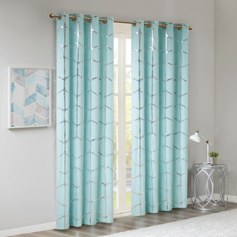 Panneau de rideau simple occultant avec œillets à motif géométrique Raina, Aqua / argenté, l 50 po x L 63 po