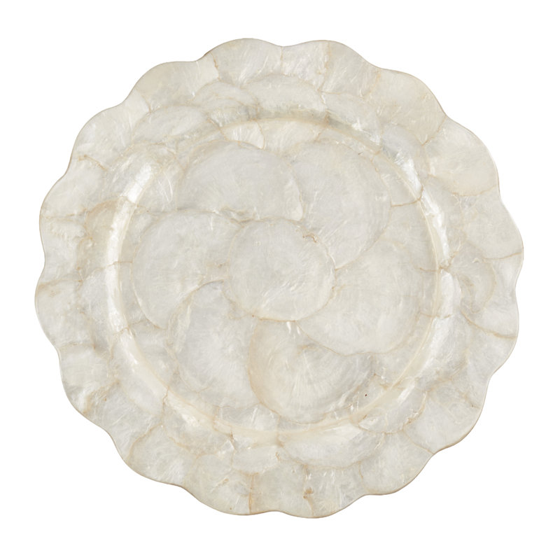 Assiettes de présentation festonnées Capiz Shell (ensemble de 4) - Chargeurs de table décoratifs pour la salle à manger et le divertissement, 13 po