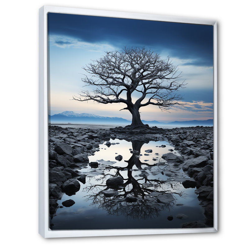 «Lusko Blue Gray Tree Silent Force I», reproduction sur toile, H 32 po x l 16 po x P 1 po, Cadre flottant blanc