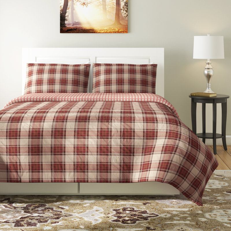 Textured Plaid Eddie Bauer Plaid Down Alt Reversible Red Comforter Set, King Comforter + 2 King Shams