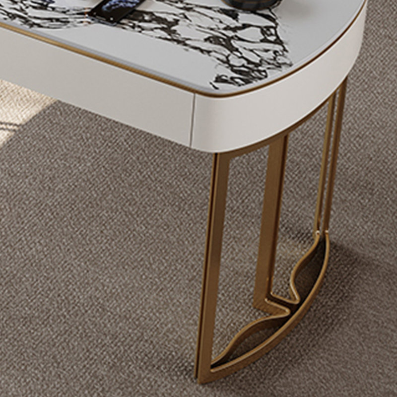 Bureau d'écriture simple en granit, H 29,53 po x l 55,12 po x P 23,62 po, Doré