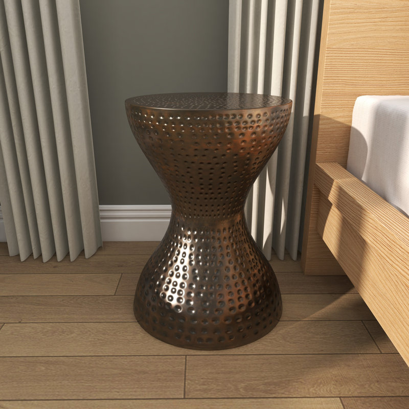 Table d'appoint Beardall, Bronze
