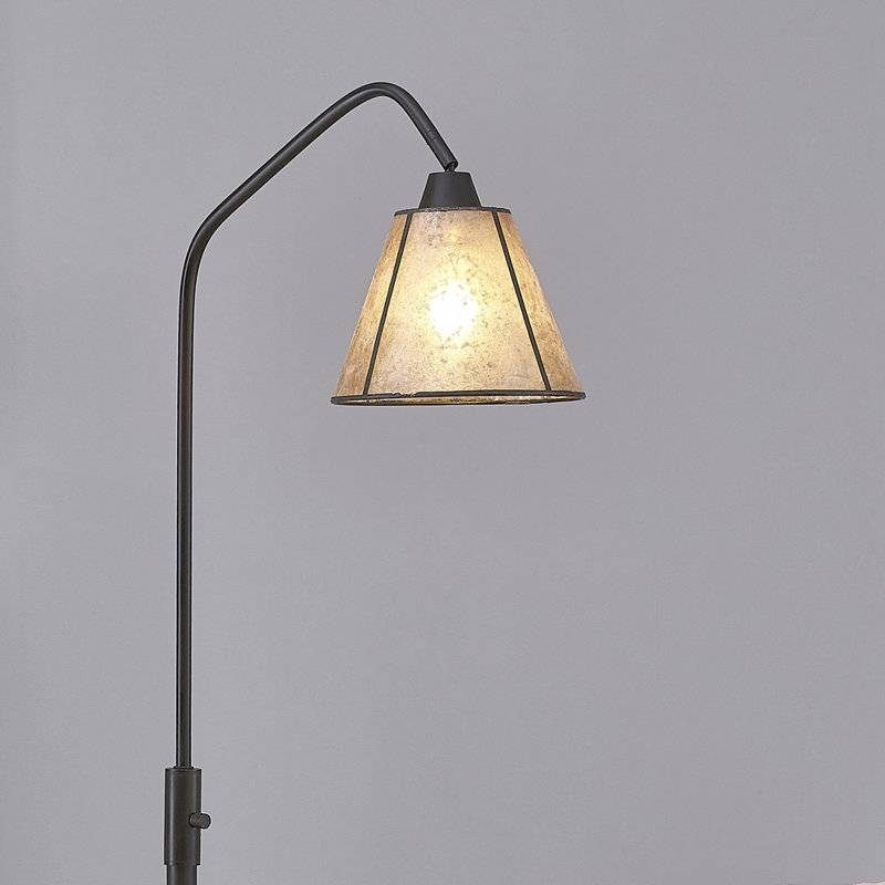 Lampe sur pied en arche 66 po en fil métallique Hitchcock