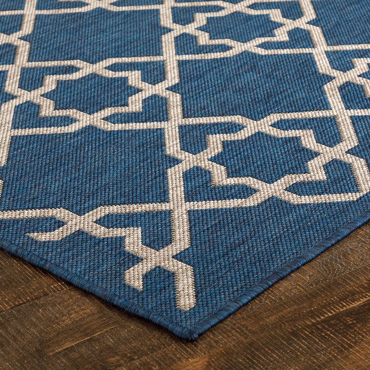 Lark Manor Flatweave Geometric Indoor/Outdoor Rug & Reviews - Wayfair ...