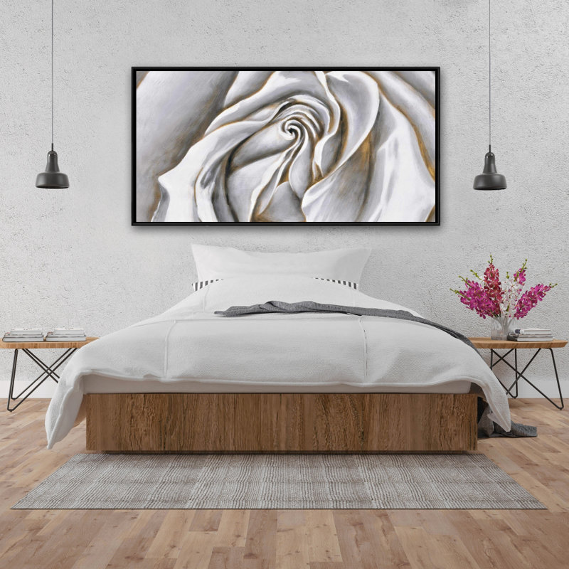 " White Rose Delicate "