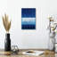 Bleu foncé et horizon blanc Leblanc-399575980