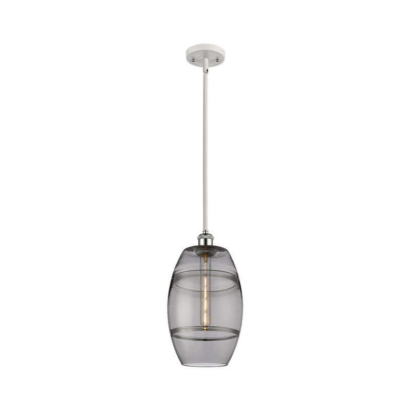 Luminaire suspendu à tige 1 lumière 10 po Ballston Bettylou, H 9,88 po x l 8 po x P 8 po, Gris fumée clair, Chrome poli blanc