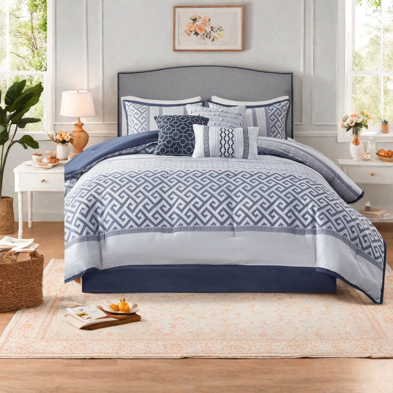 Luxurious Jacquard Bedding Sets, Polyester Navy Cal King For Home