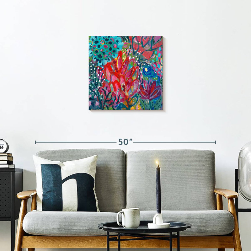 Prana, 20" H x 20" W