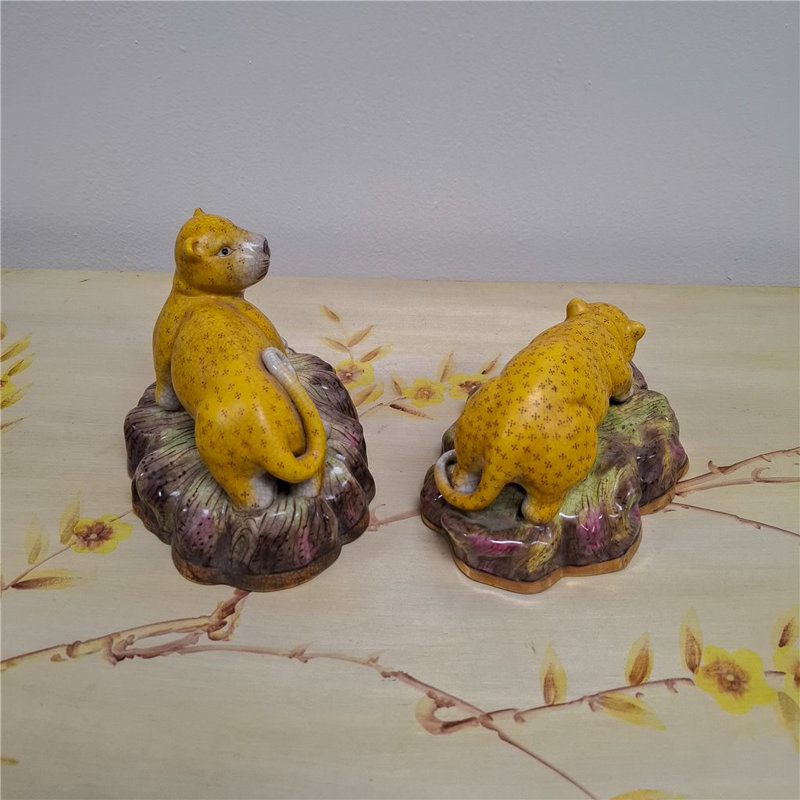 Porcelain Leopards Pair