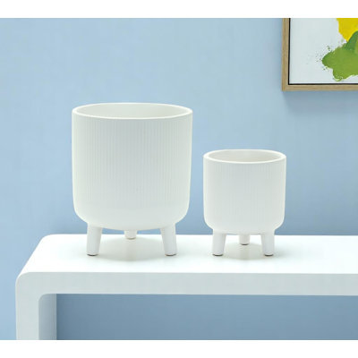 Ensemble de deux pots à fleurs en céramique