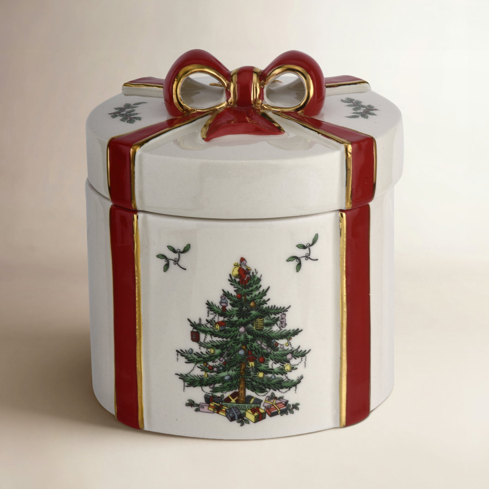 Christmas Tree Lidded Gift Box Present, 5.25" H x 5" W x 4.5" D, Red