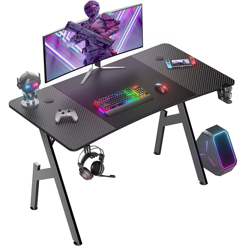 Bureau de jeu, H 29 po x l 55 po x P 23,60 po