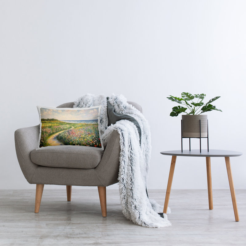 Coussin décoratif imprimé Impressionnal Coastal Meadow par Petal Prints Design