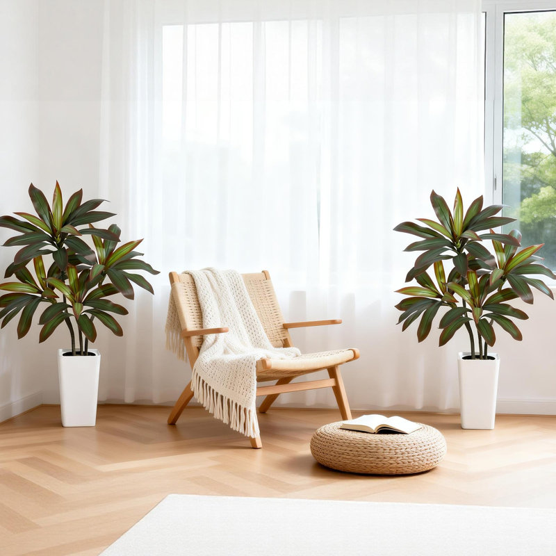 Plant, 120 cm x 12.7 cm