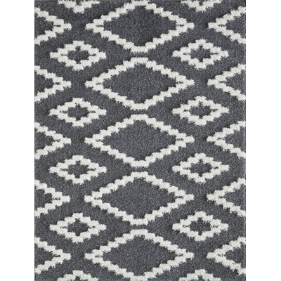 Isika Performance Geometric Indoor Rug