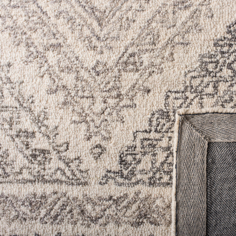 Alienna Hand Tufted Wool And Cotton Southwestern Rug, Rectangle 2'6" x 4'