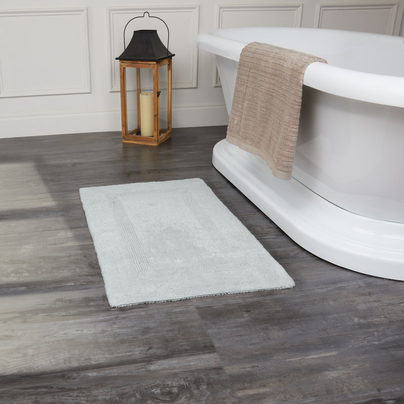 Edilio Cotton Bath Rug, Silver, 20'' W x 32'' L