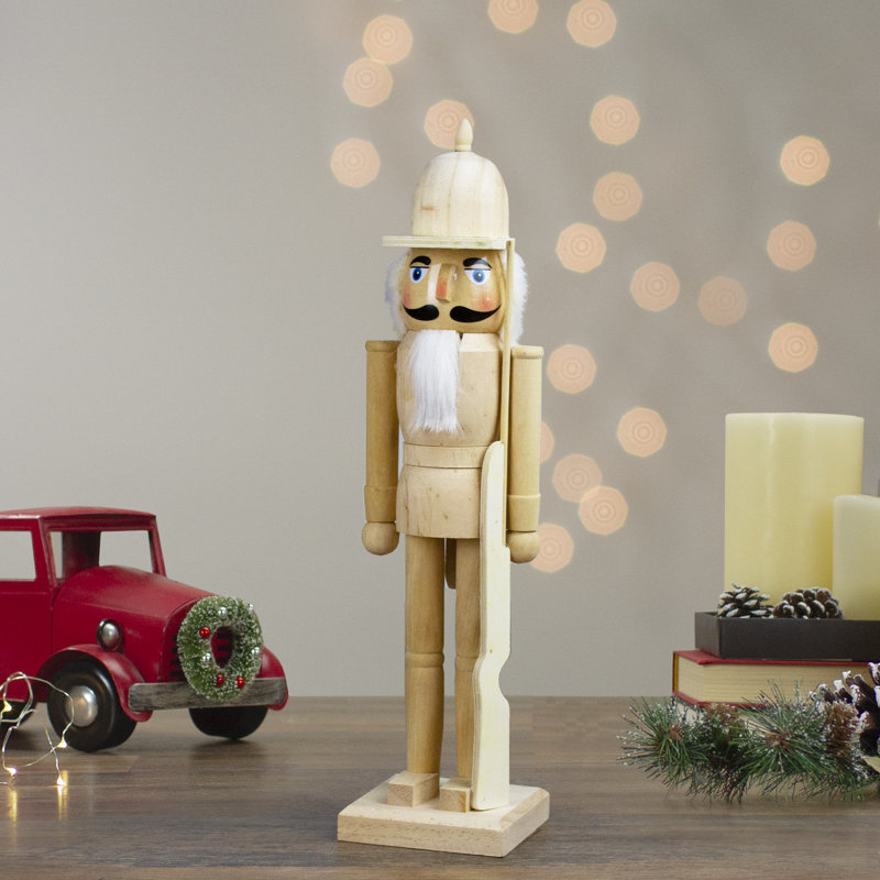 Casse-noisette de Noël en bois 15 po avec carabine