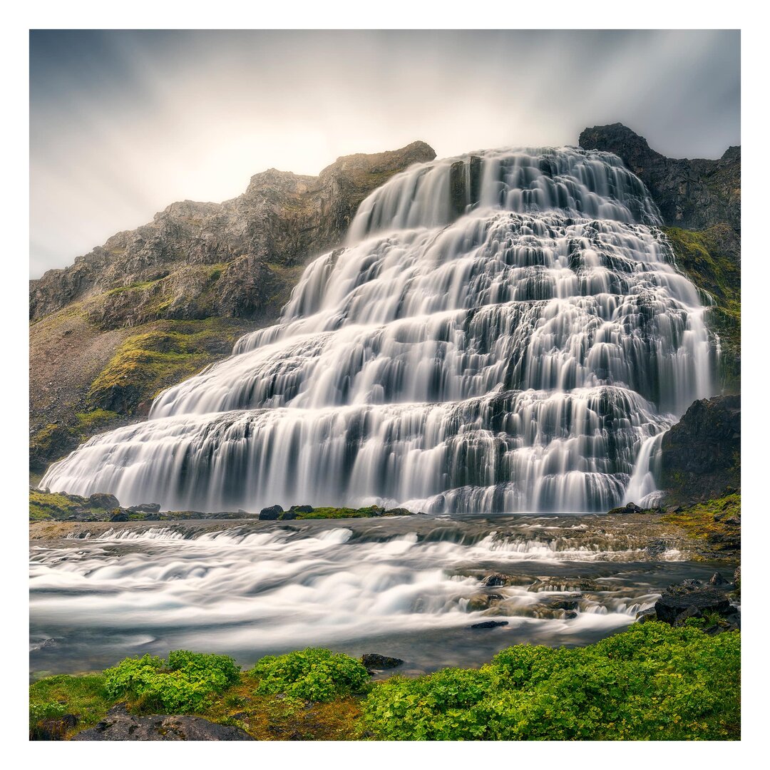 Strukturierte Tapete Dynjandi Waterfall 2,88 m x 288 cm