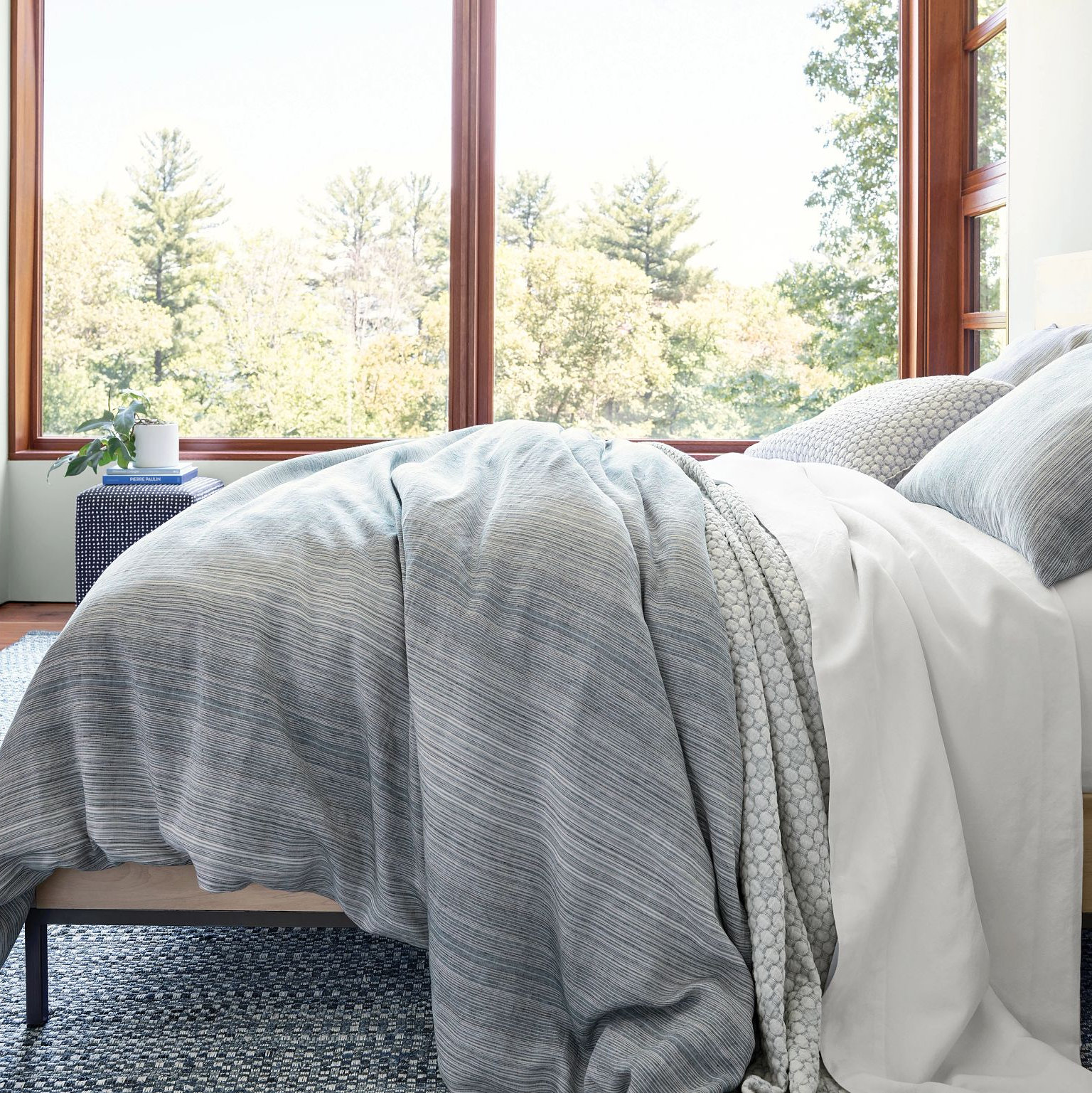 Lodi Matelasse Coverlet, King Coverlet, Blue