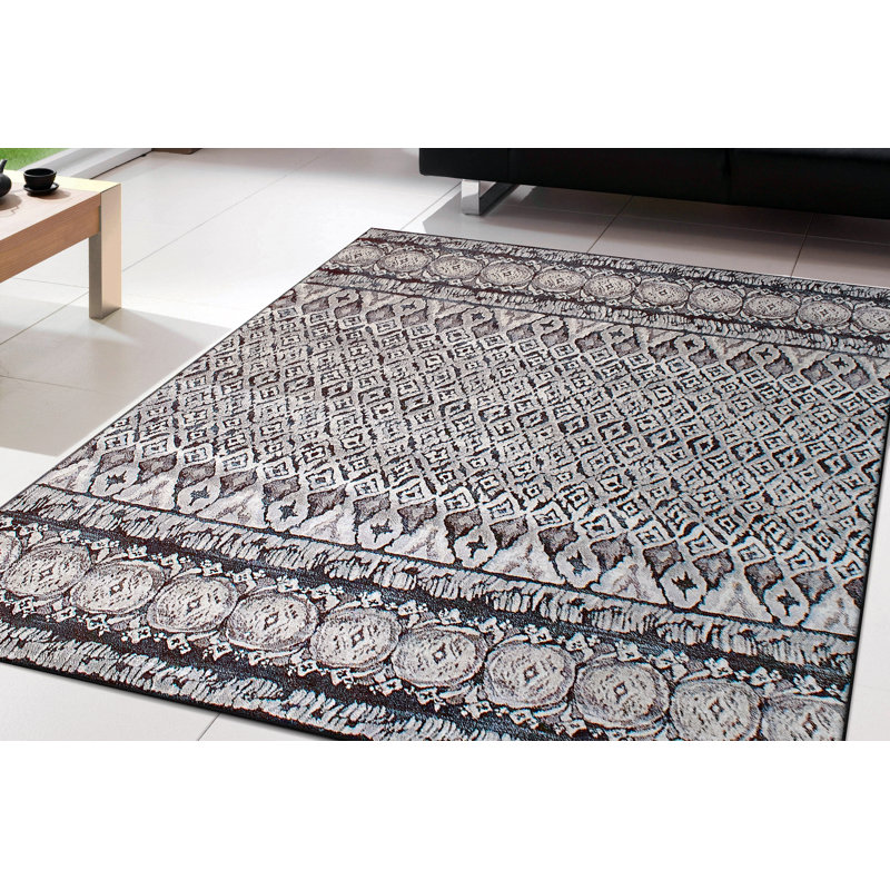 Dobrosav Geometric Indoor Rug, Rectangle 7'10" x 10'10"