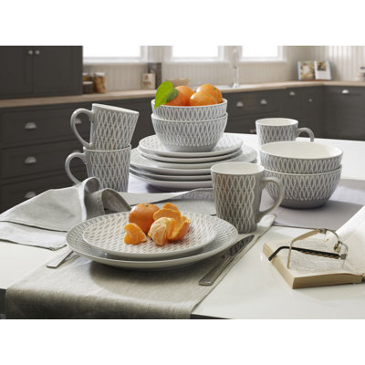 Gourmet Basics by Mikasa Aurora 16 Piece Dinnerware Set, Service for 4