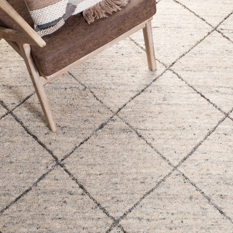 Moniz Hand Tufted Wool Geometric Rug, Rectangle 4' x 6'
