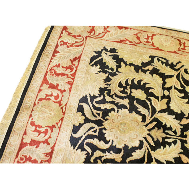 Tapis noir et rouge noué à la main de haute qualité
