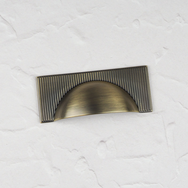 Antique Brass Ribbed Handle Collection & Coordinating Knobs, 64mm Cup