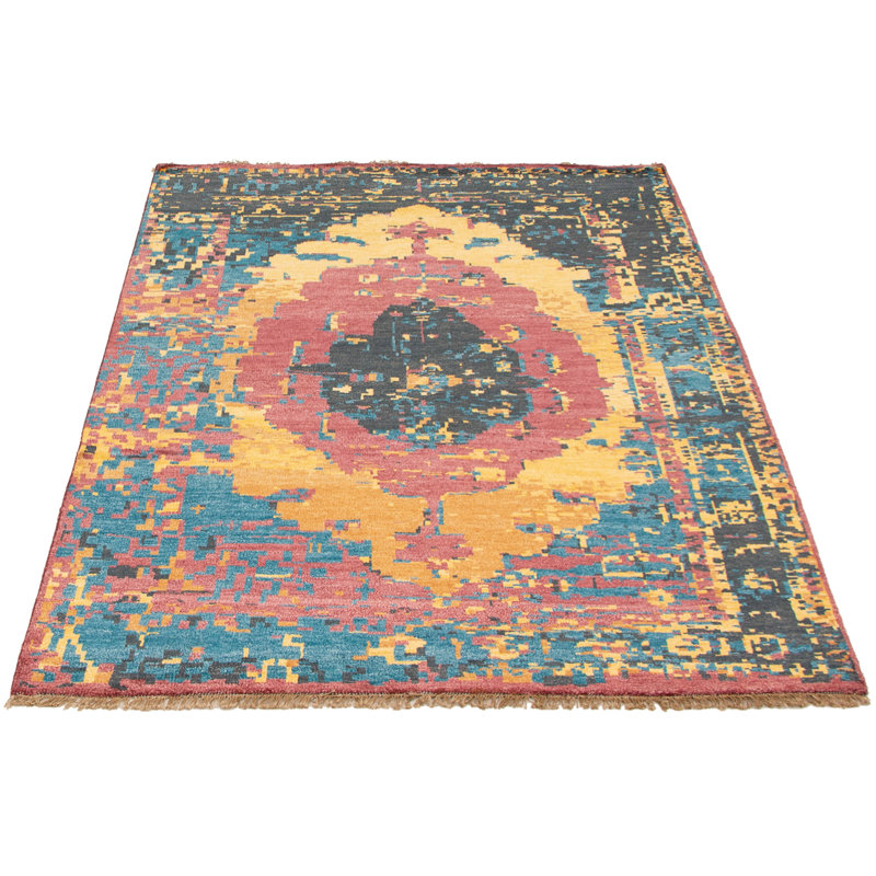 Tapis unique en viscose noué à la main or et rouge des années 2010 5 pi 6 po x 7 pi 7 po Quantasia