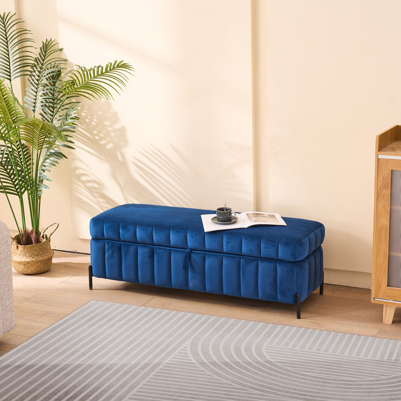 Repose-pieds rembourré en velours avec rangement caché Colten, Beige