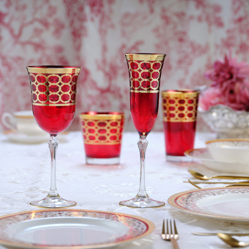 Verre à vin orné de bagues en or avec anneaux dorés Lorren Home Trends, ensemble de 4, Rouge