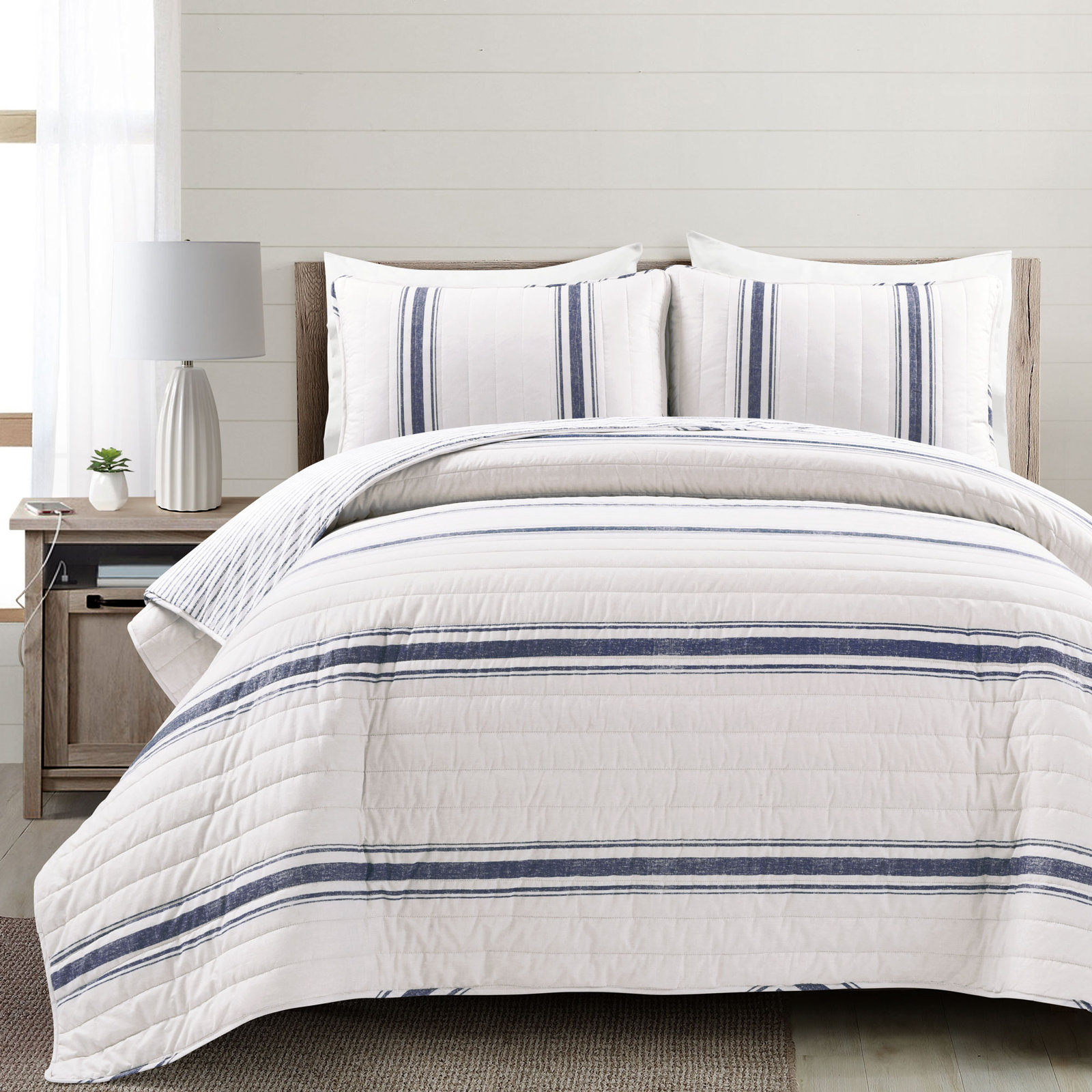 Gilroy Cotton Quilt Set, King Quilt + 2 Shams, Navy