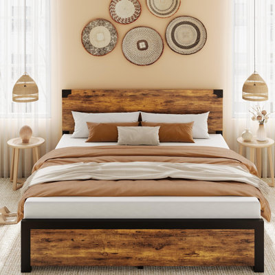 Structure de lit double avec tête de lit en bois, plateforme avec rangement sous le lit et pieds en métal, sans bruit, aucun sommier requis, assemblage facile - brun rustique