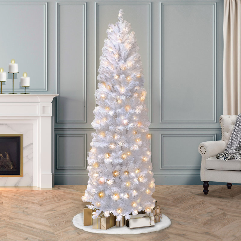 Sapin de Noël blanc élancé avec lumières, H 6,5 pi