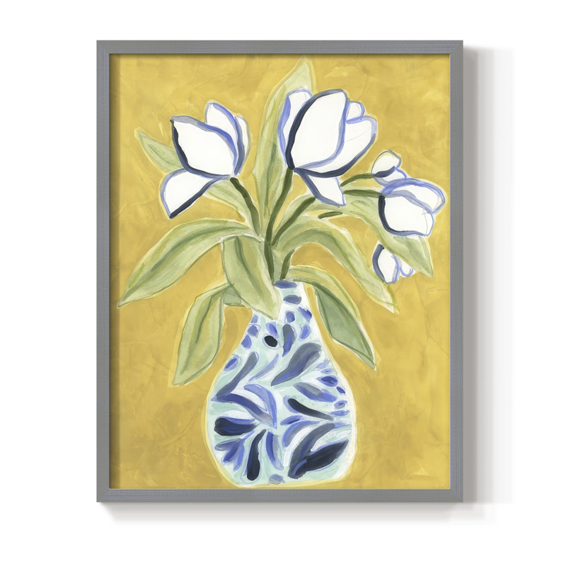 Vase de tulipes I, reproduction encadrée - bois massif, H 11 po x l 9 po, Gris