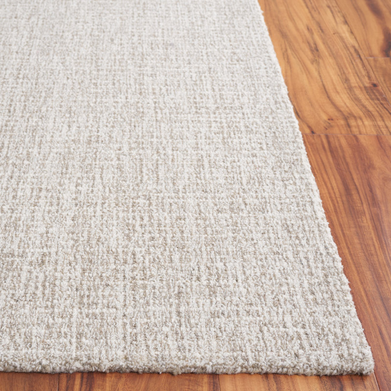 Ivory and Grey Hand-Tufted Wool and Synthetic Area Rug, 5' x 8'