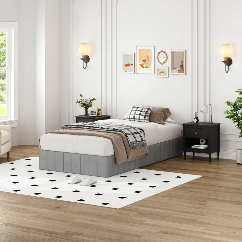 Sommier tapissier en métal à profil haut de 9 pouces avec revêtement en tissu rembourré, Très grand simple