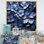 Beauté ornée bleue sur toile