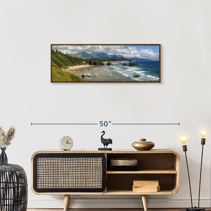Cannon Beach Coast, 37" X 13", Cadre flottant noyer