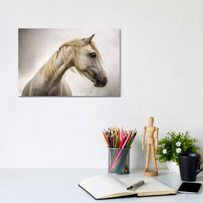 " White Horse " by Mark Gemmell
